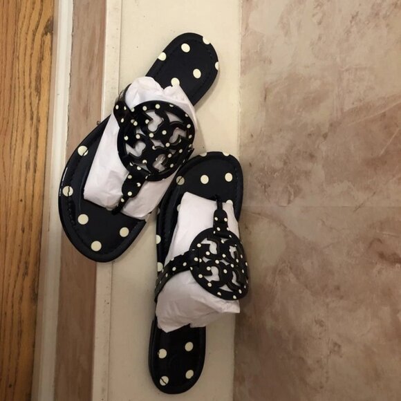 NIB Tory Burch Miller Flip Flop Sandals Shoes NAVY CLASSIC DOT 8, 9.5, 10 - Picture 7 of 10